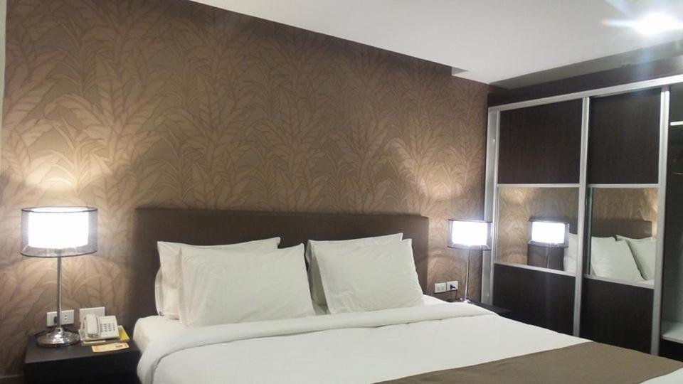 Gt Hotel Iloilo Номер фото
